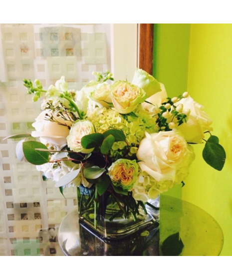 Lush Rose and Hydrangea Cube